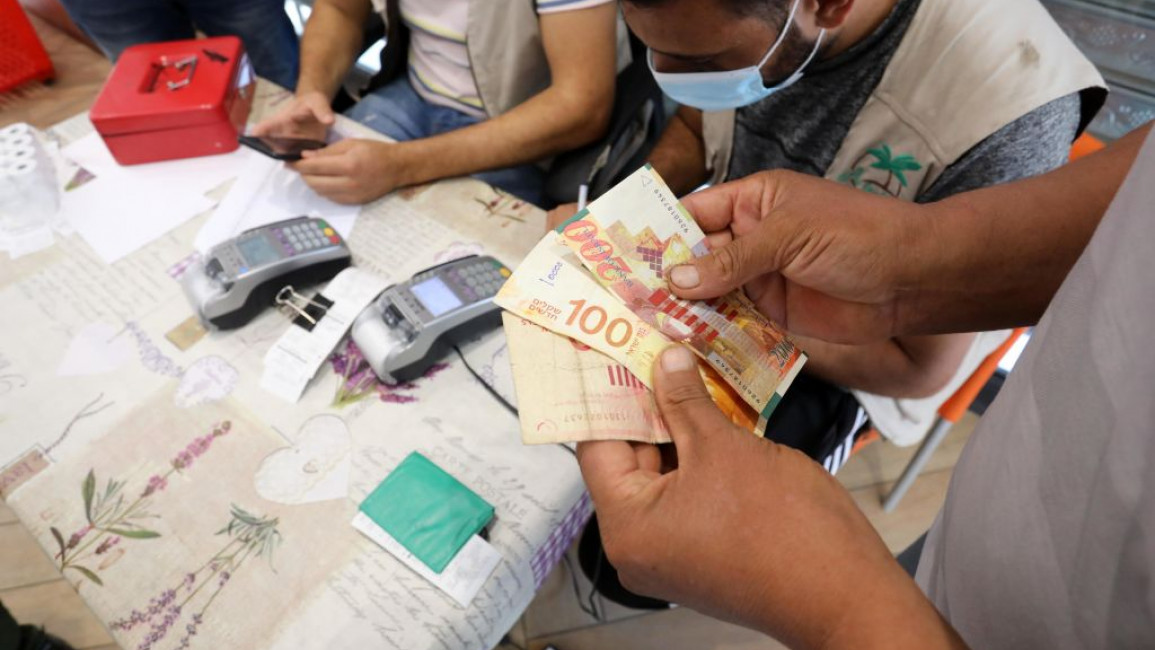 Qatar Berikan 100 USD Tunai kepada 95.000 Warga di Gaza